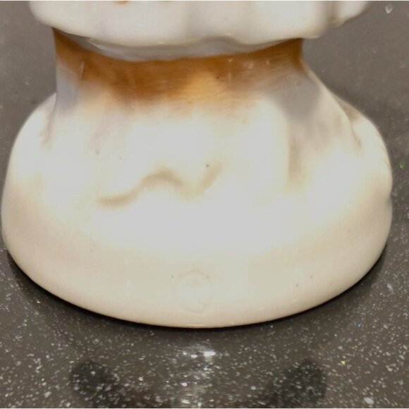 Antique Occupied Japan figurine Lady w/ flower basket gold gilding collectible - Picture 10 of 12